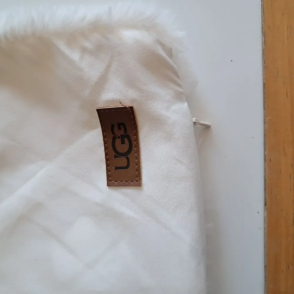 UGG Pillowcase, Sham, Standard White Ivory, Fuzzy